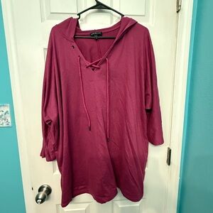 Women’s Long Sleeve Too with Hood